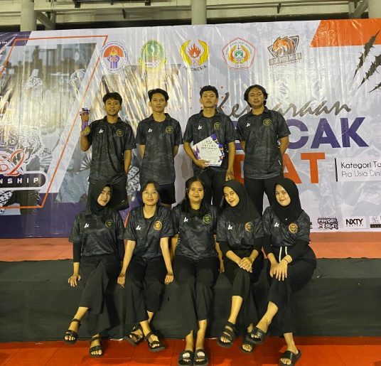 Mahasiswa Untag Surabaya Berjaya di Kejuaraan Pencak Silat Paris Van Java Championship 2 Tahun 2024