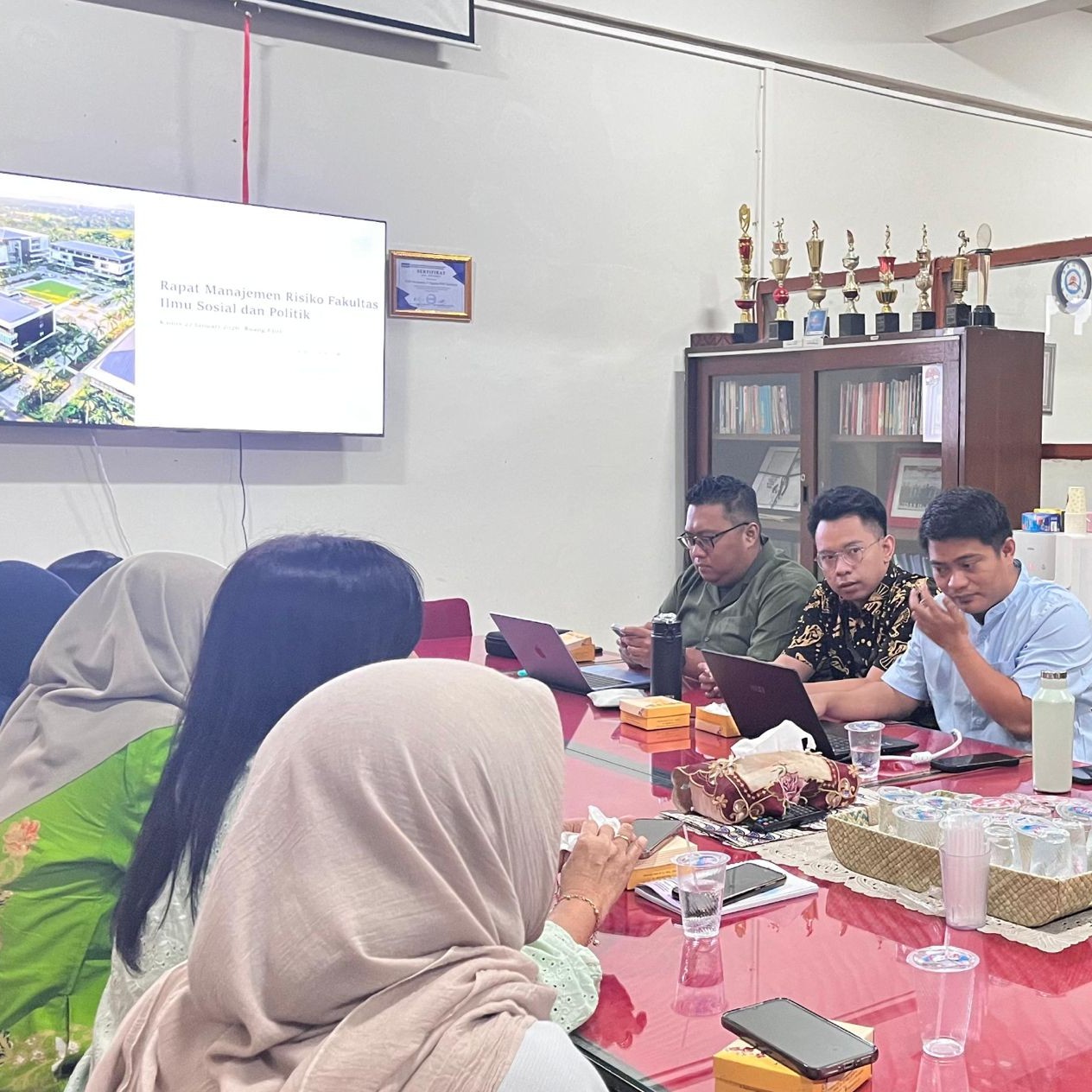 #RuangAksi | Perkuat Tata Kelola, FISIP Gelar Koordinasi Manajemen Risiko Bersama Kaprodi dan Kalab