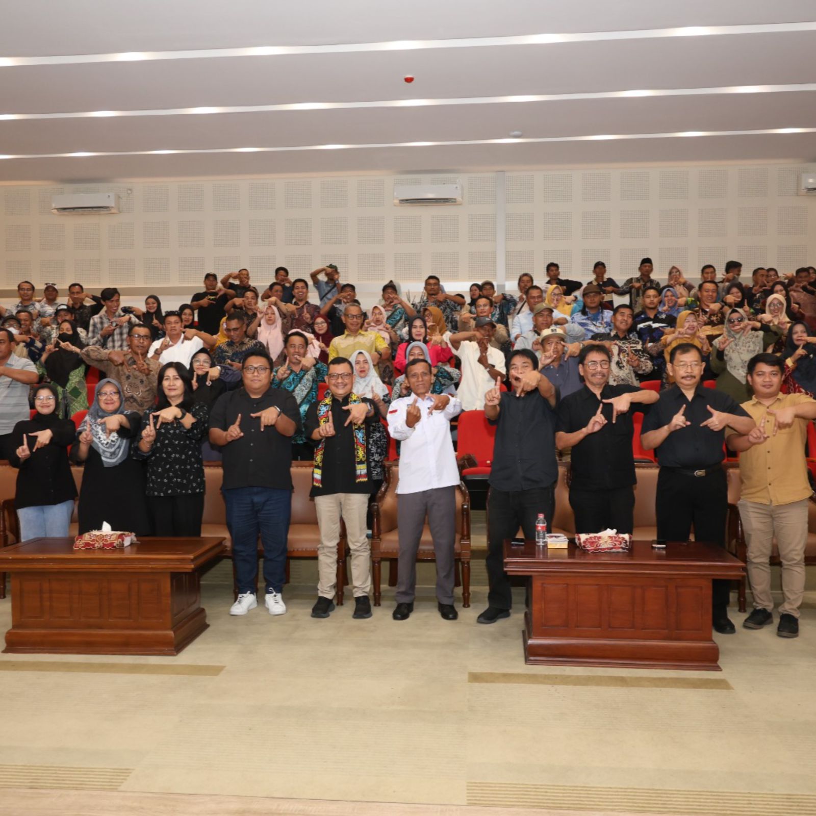 Fisip Untag Surabaya dipercayai mengisi Wawasan Pelayanan Publik oleh Apdesi kabupaten Berau