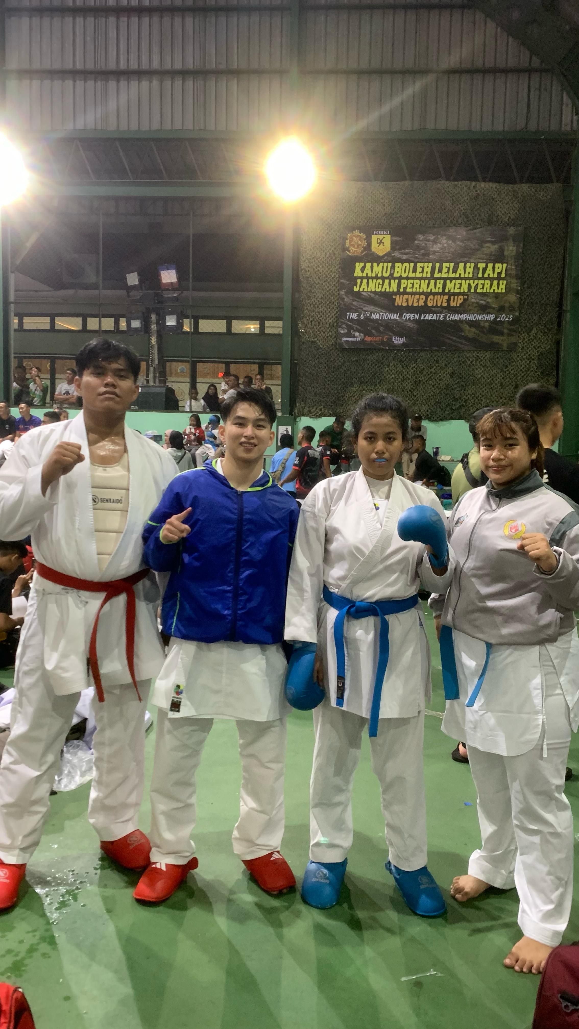 Mahasiswa UNTAG Surabaya Raih 5 Medali di National Open Karate Championship Piala Pangdivif 2 Kostrad