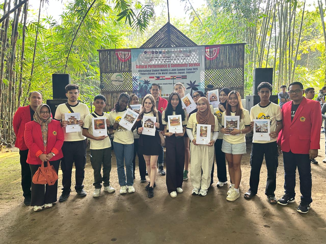 FISIP Untag Surabaya Berpartisipasi dalam International Community Service Bertema AI dan Pariwisata Digital