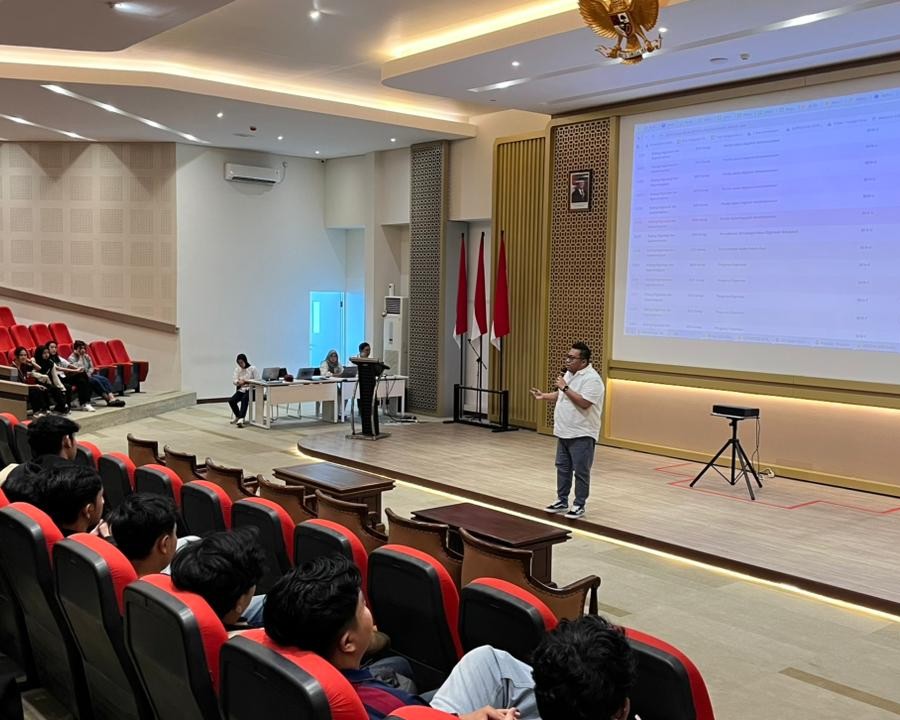 #RuangAksi | Pastikan Mahasiswa Paham Alur KRS, Wadek FISIP Beri Pengarahan Perwalian Semester Genap 2025–2026