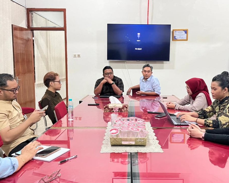 #RuangAksi | Sambut Tahun Akademik 2026–2027, FISIP Koordinasi dengan Tim Marketing UNTAG Bahas Strategi Promosi Mahasiswa Baru