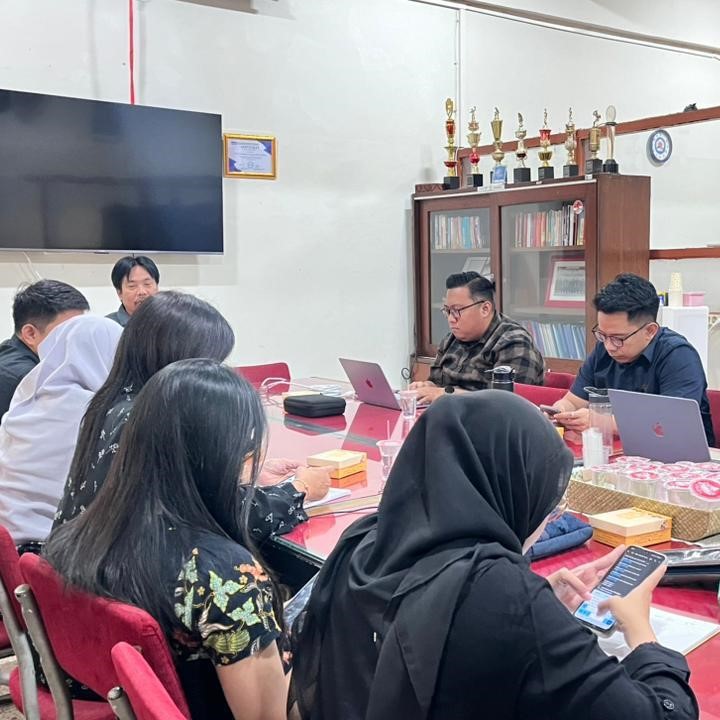 #RuangAksi | Rapat Rutin FISIP Matangkan Persiapan Teknis Asesmen Lapangan Prodi Administrasi Bisnis