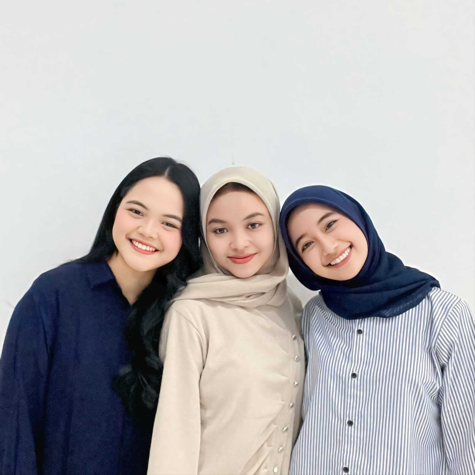 #kenallebihdekat | Trio Ilkom yang Bertumbuh Bersama: Faellen, Syifa, dan Fifi dalam Ikatan yang Tak Sengaja Namun Bermakna